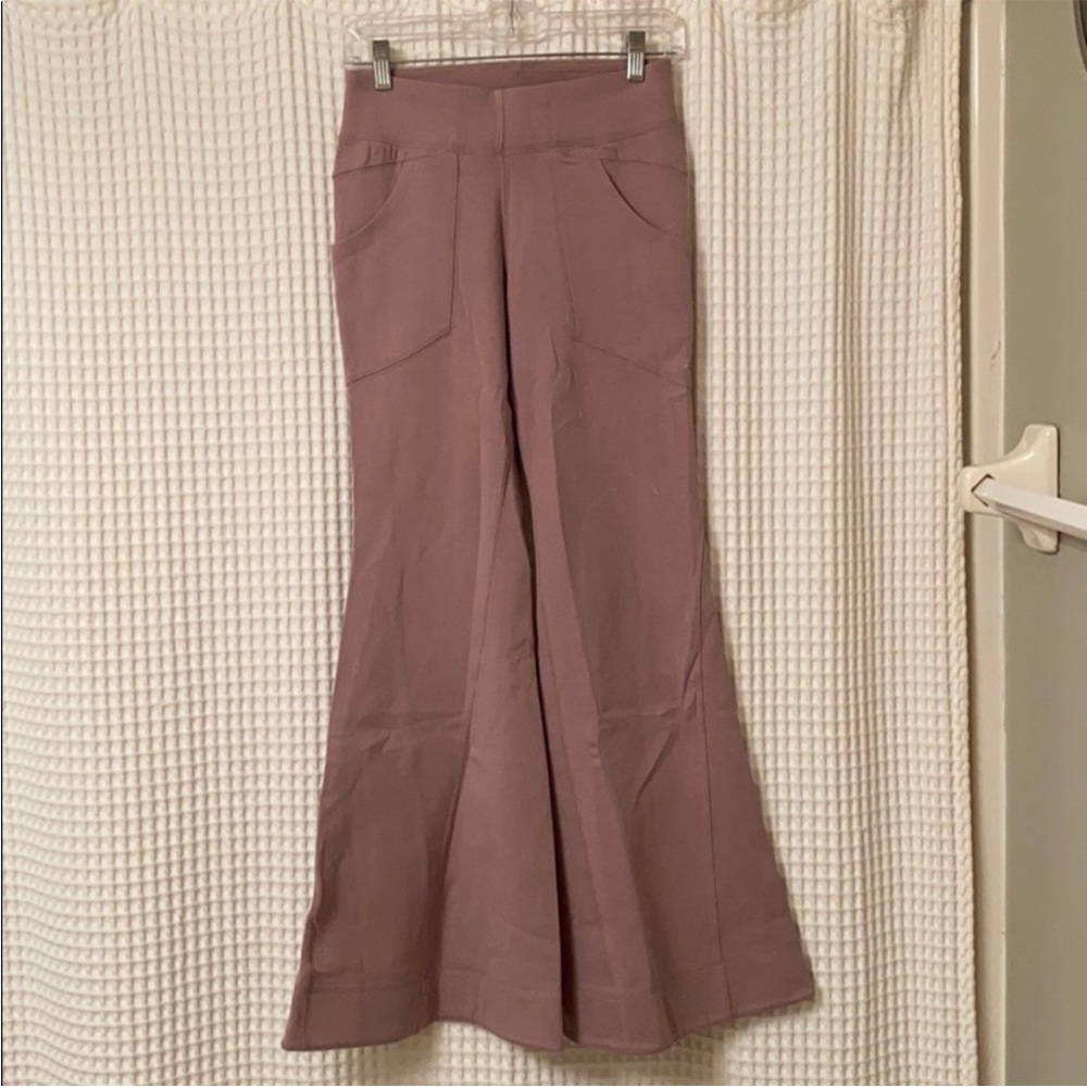 Free people movement flare yoga pants